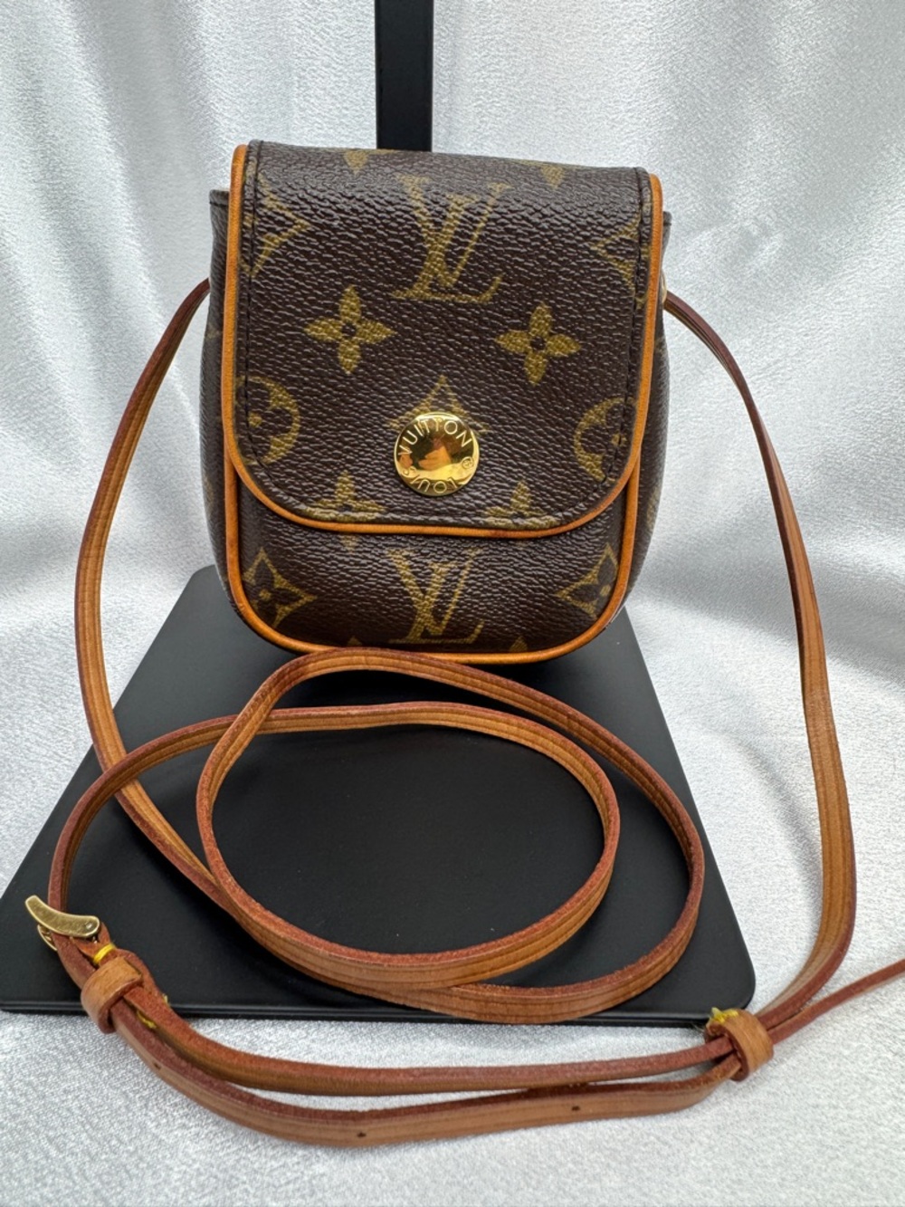 Louis Vuitton LV Monogram CANCUN Pouchette Bag with COA, Dust Cover, Box